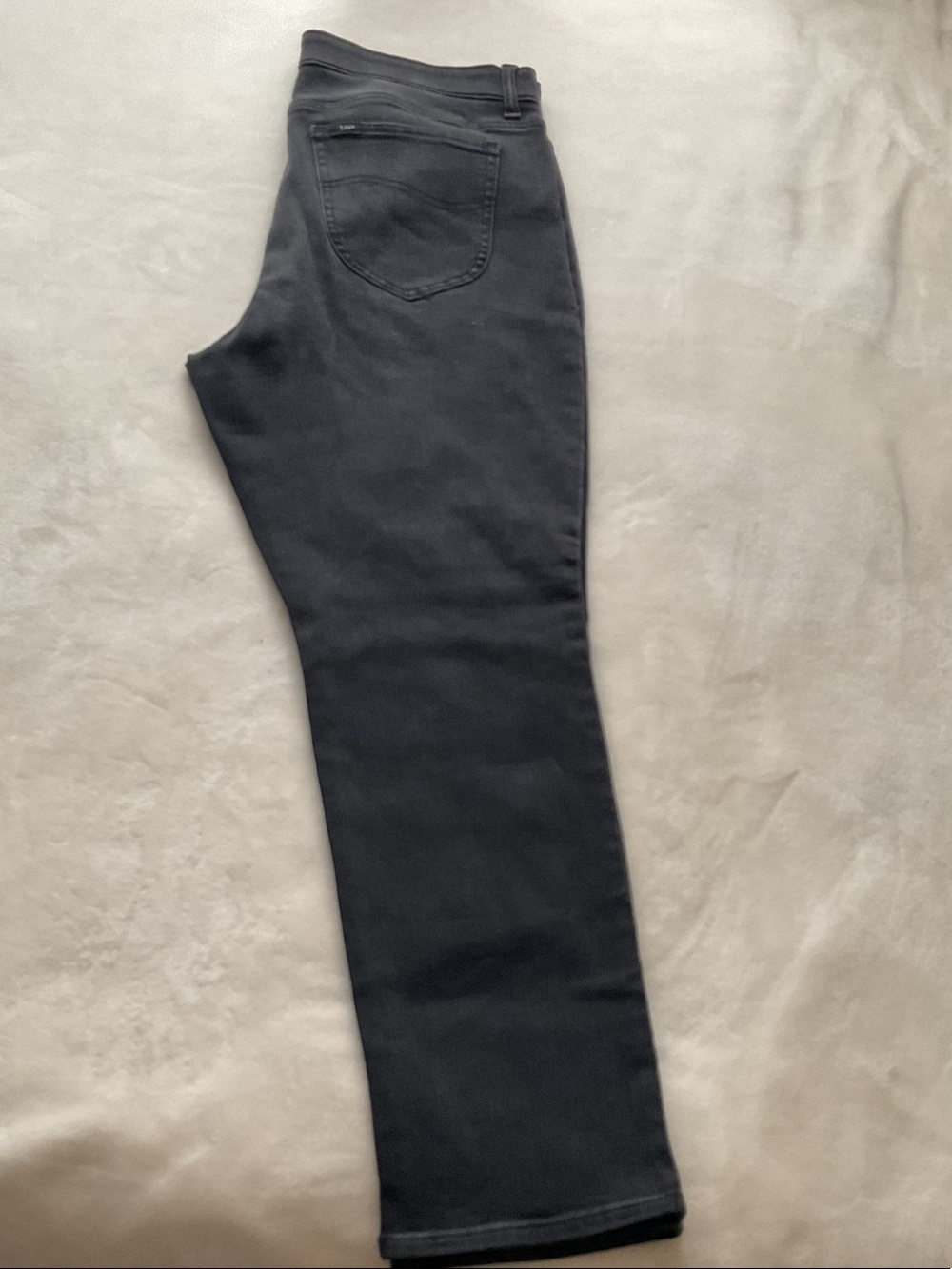 Lee Women's Straight Leg Jeans in Charcoal Black